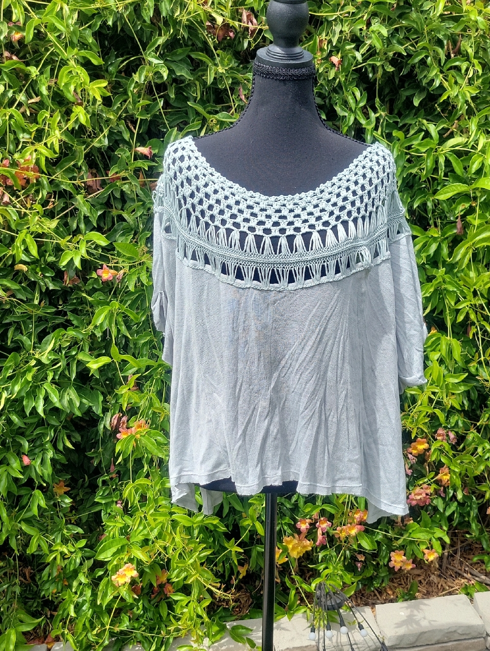 We The Free Collette Tee Crochet Yoke Short Sleeve Flowy Crop Top L - Picture 3 of 13